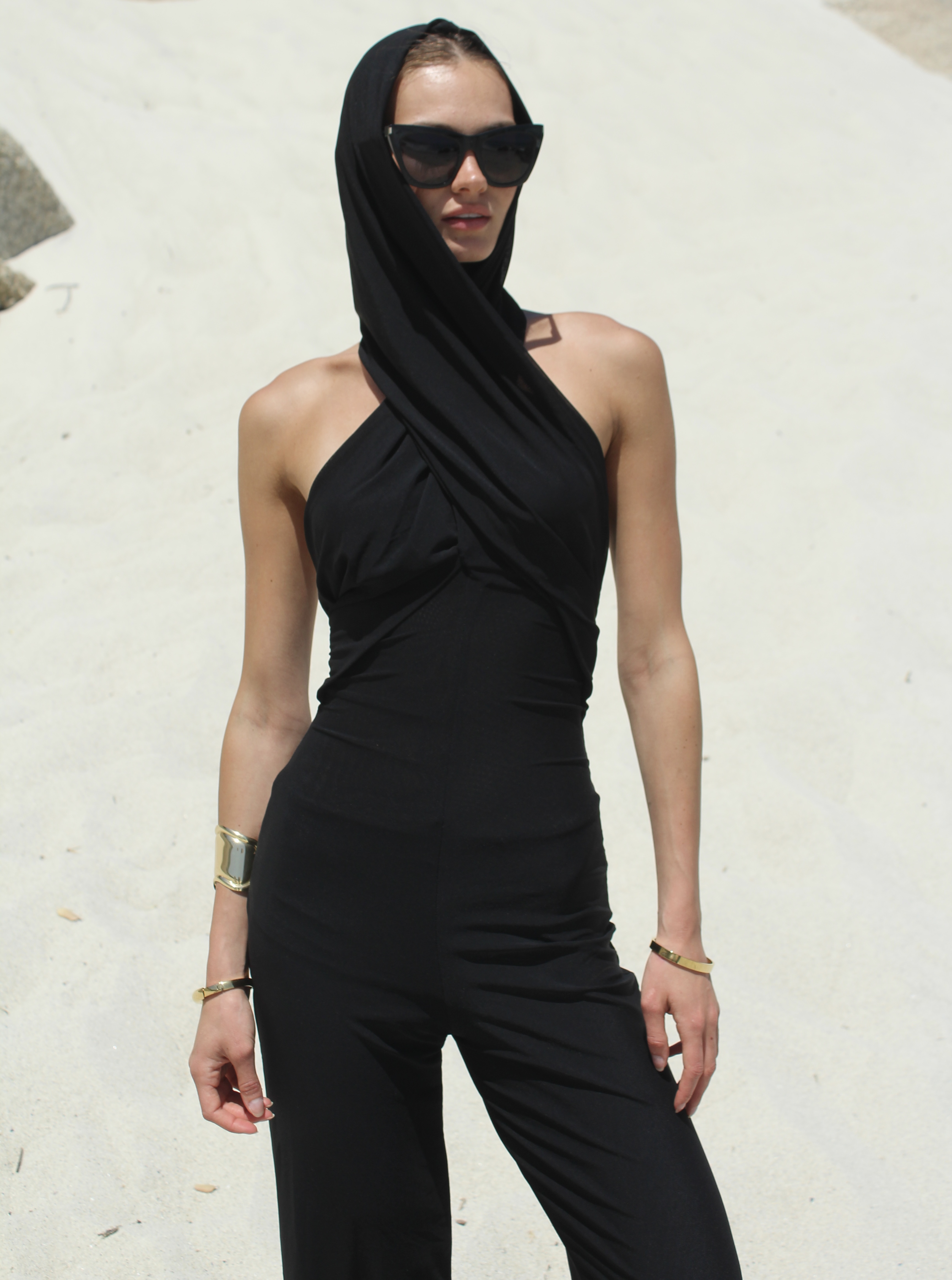 HOODED JUMPSUIT BLACK