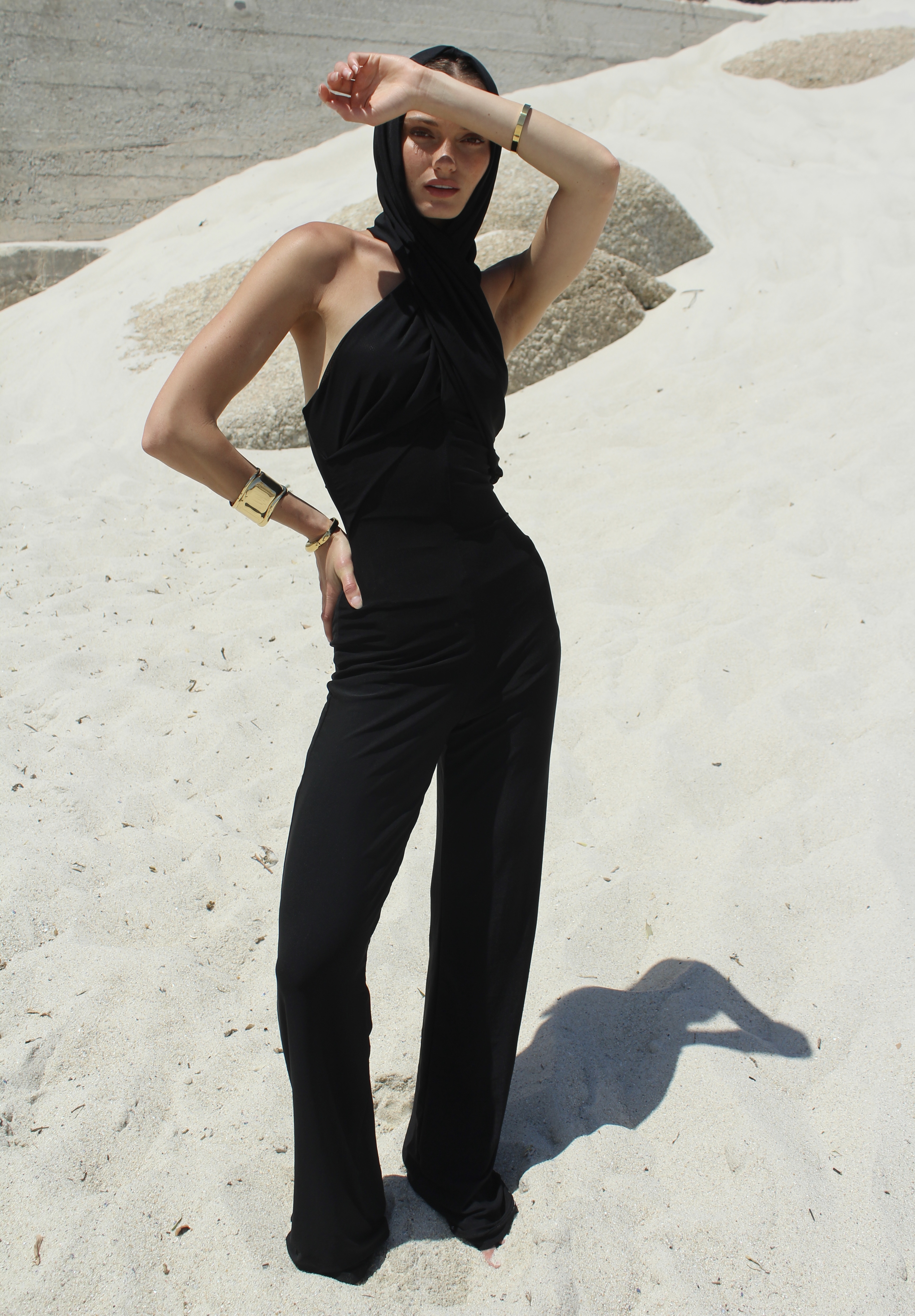 HOODED JUMPSUIT BLACK