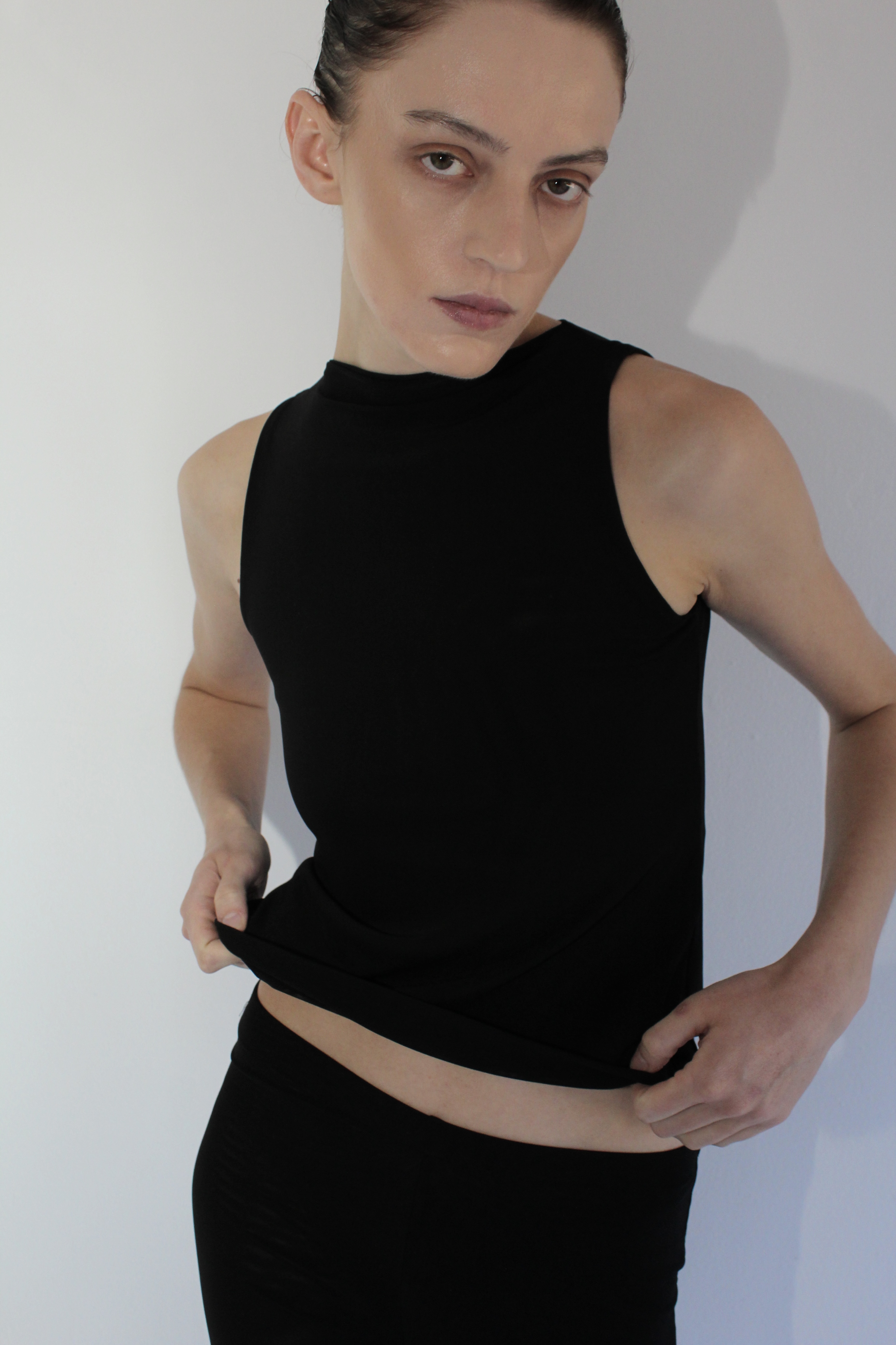 VERA ENSEMBLE// BLACK